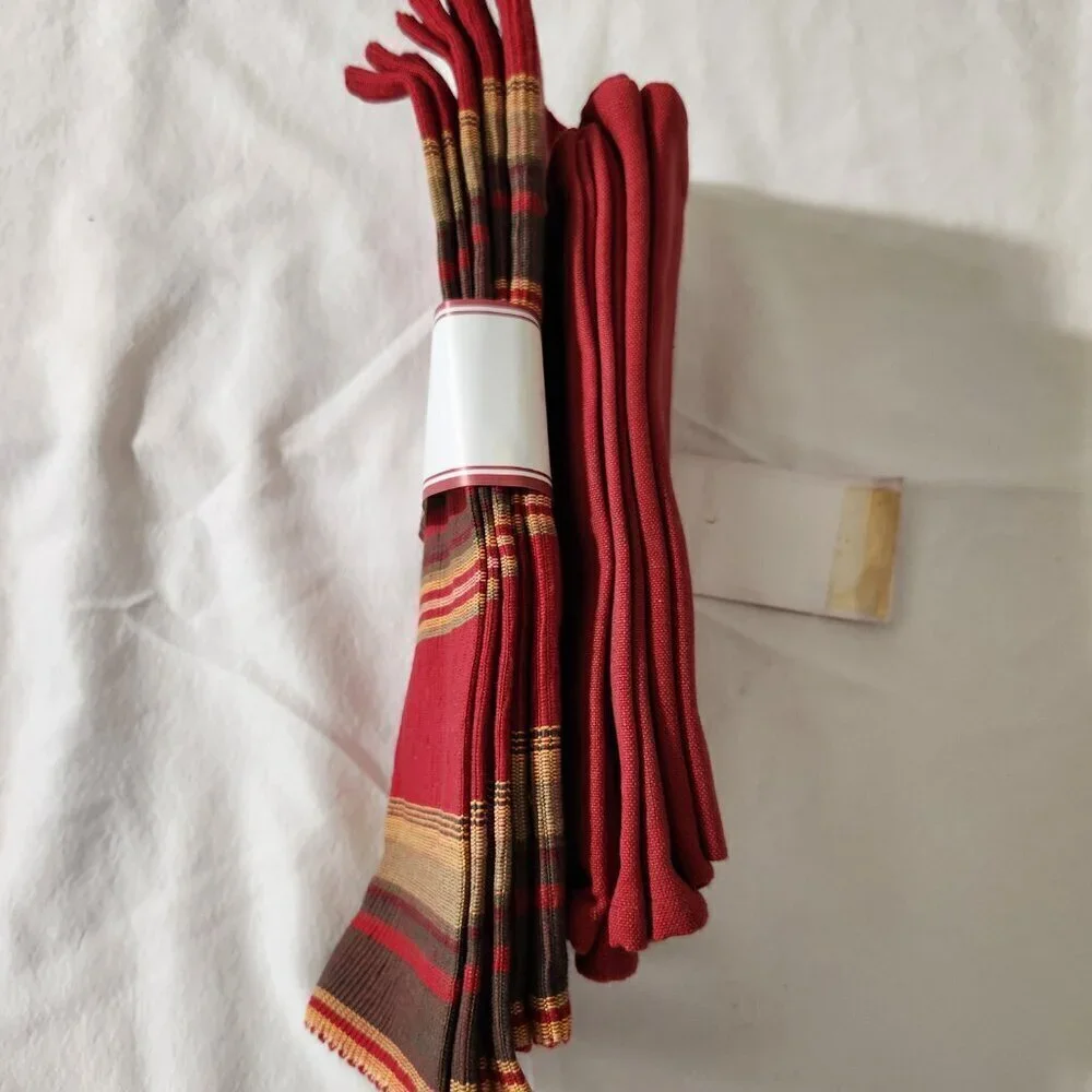Kerala Kreations Multi-Color Burgundy 100% Cotton Placemats & Napkin Set Modern